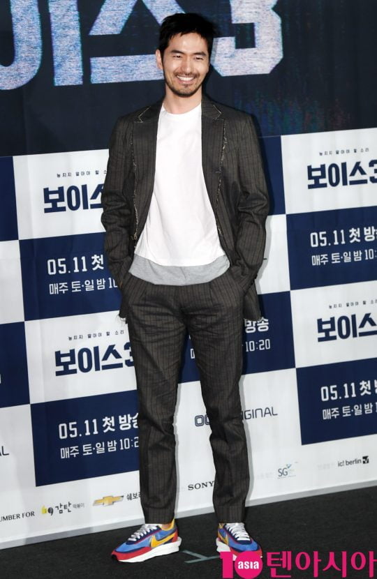 이진욱이 9일 오후 서울 영등포동 영등포 CGV에서 열린 OCN 토일 오리지널 ‘보이스3’ 제작발표회에 참석하고 있다.