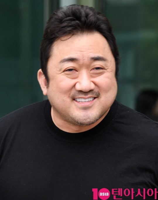 배우 마동석이 13일 오후 서울 목동 SBS본사에서 열린 영화 ‘악인전’ 홍보차 SBS 파워FM 두시탈출 컬투쇼에 참석했다.