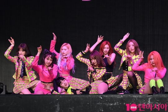 그룹 위키미키