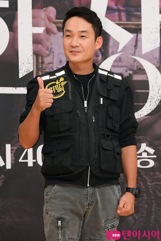배우 김정현