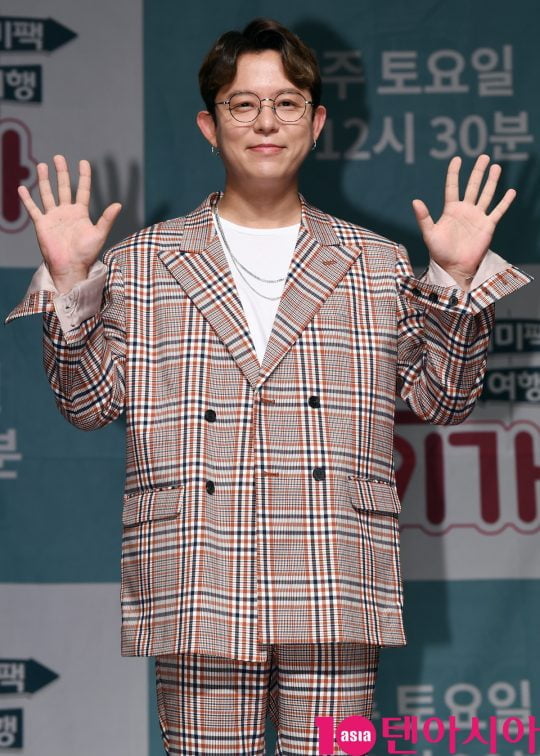 토니안이 17일 오전 서울 서초동 흰물결아트센터에서 열린 ‘셀럽티비와 TV조선이 함께하는 여행 예능프로그램 ‘일단 같이 가!’ 제작발표회에 참석하고 있다.