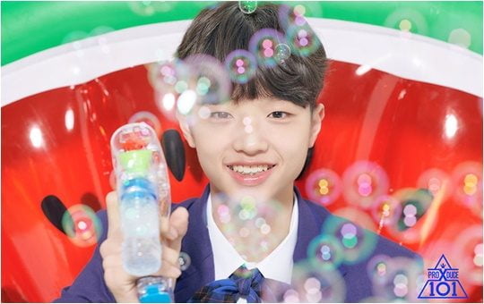 Mnet 아이돌 서바이벌 ‘프로듀스X101’에서 넘치는 끼를 보여주고 있는 손동표./ 사진제공=Mnet