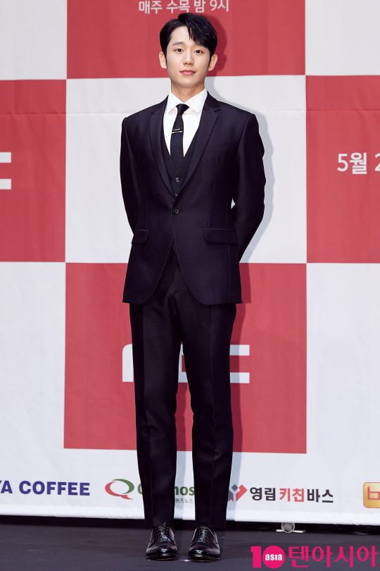 배우 정해인