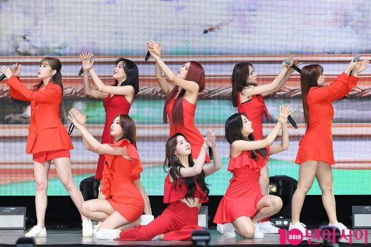그룹 러블리즈