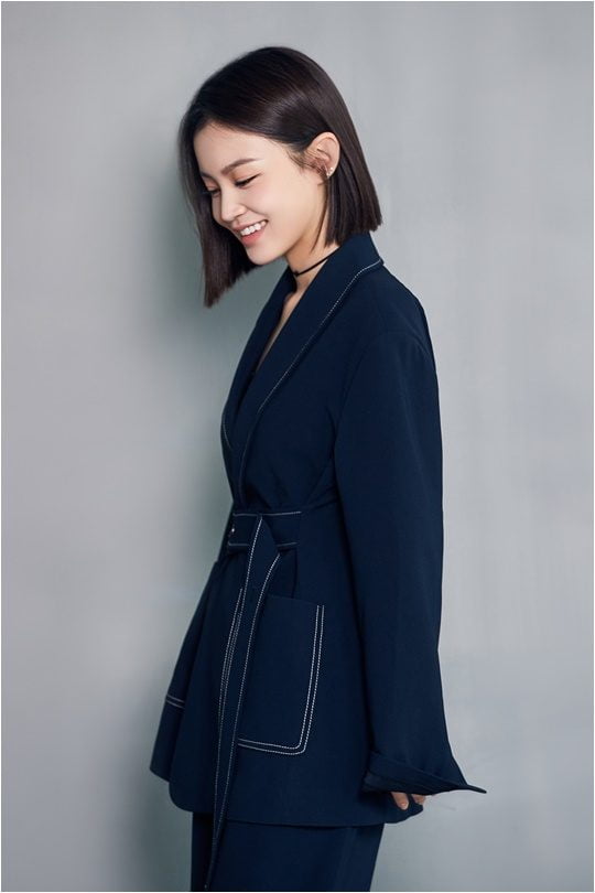 24살이 느끼는 여러 감정들을 ‘24℃’를 통해 다양한 장르에 담아낸 이하이./ 사진제공=YG엔터테인먼트