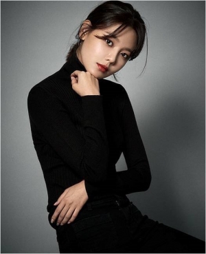 수영, 사람엔터와 전속 계약…이제훈·이하늬·한예리와 한 식구