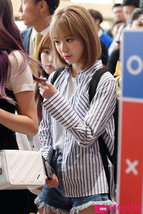 그룹 아이즈원 미야와키 사쿠라