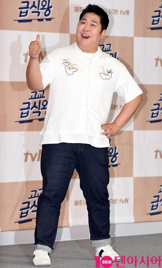 [TEN PHOTO]문세윤 &#34;학창시절 급식시간에 뛰었다&#34;