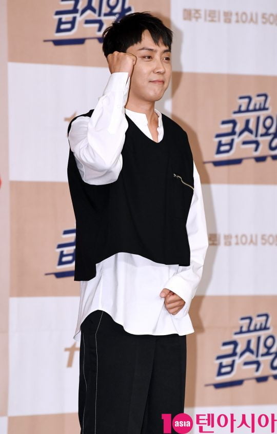 [TEN PHOTO]은지원 &#39;고교급식왕 파이팅!&#39;