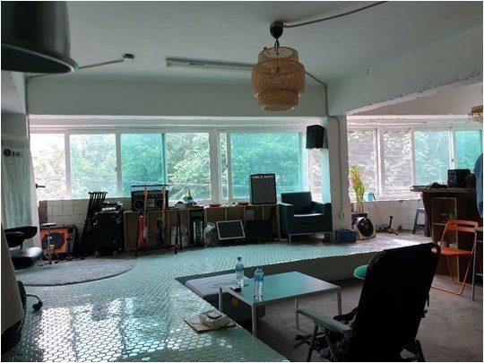구남과여라이딩스텔라 작업실.