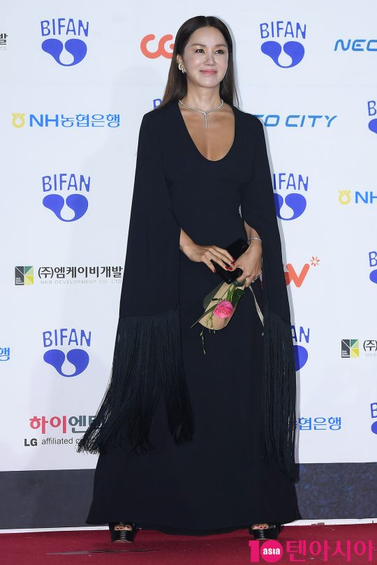배우 엄정화