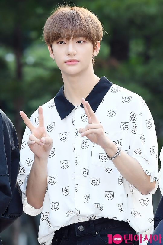 그룹 스트레이키즈 현진