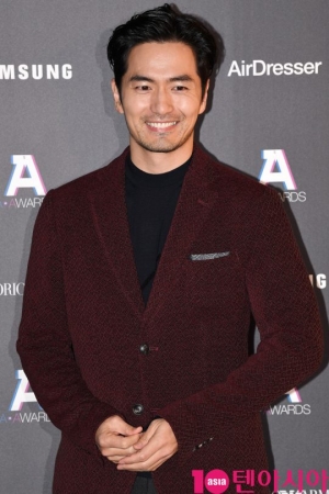 이진욱, BH엔터테인먼트와 전속계약 체결...이병헌·한효주와 한솥밥(공식)