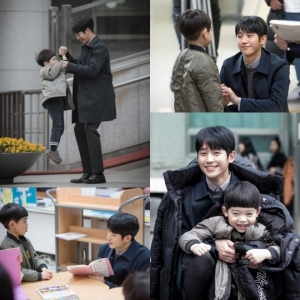 &#39;봄밤&#39; 정해인, 아역 하이안과 다정다감 父子케미