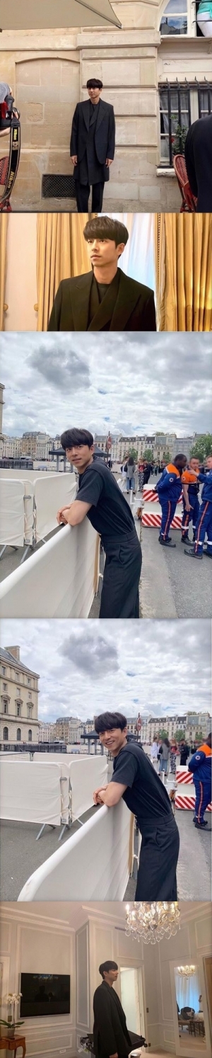 공유, 파리서 근황 공개...'늙지않는 도깨비'