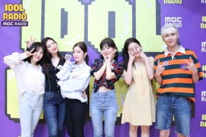 '아이돌 라디오' 레드벨벳 아이린 “예리와 있으면 정신연령 어려진다”