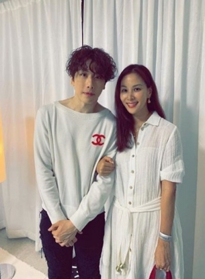 고소영, 박효신 팔짱끼고 콘서트 인증 “3년 기다렸다”
