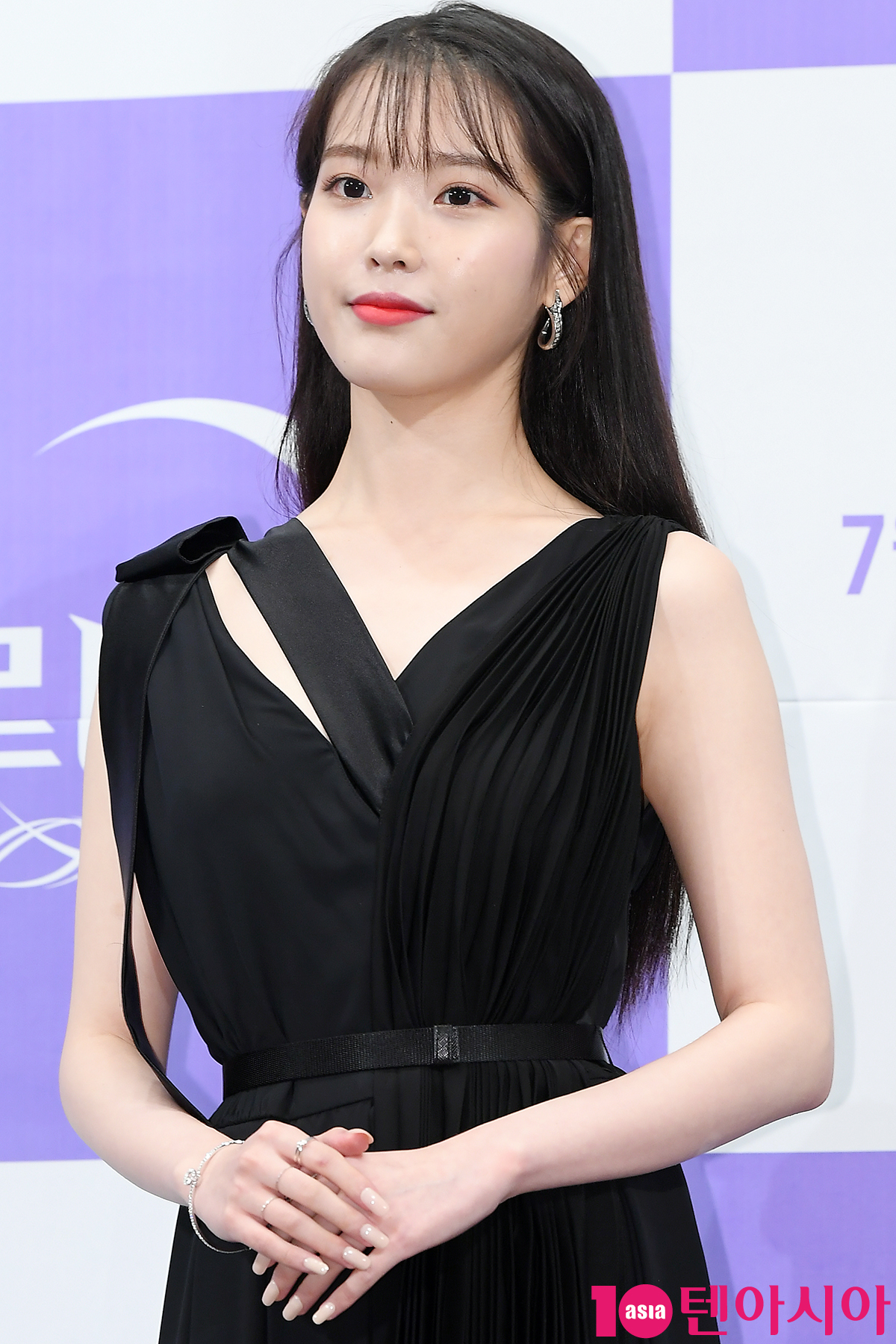 배우 이지은