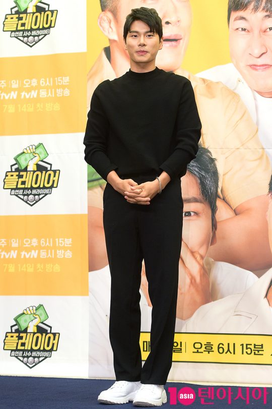 배우 이이경