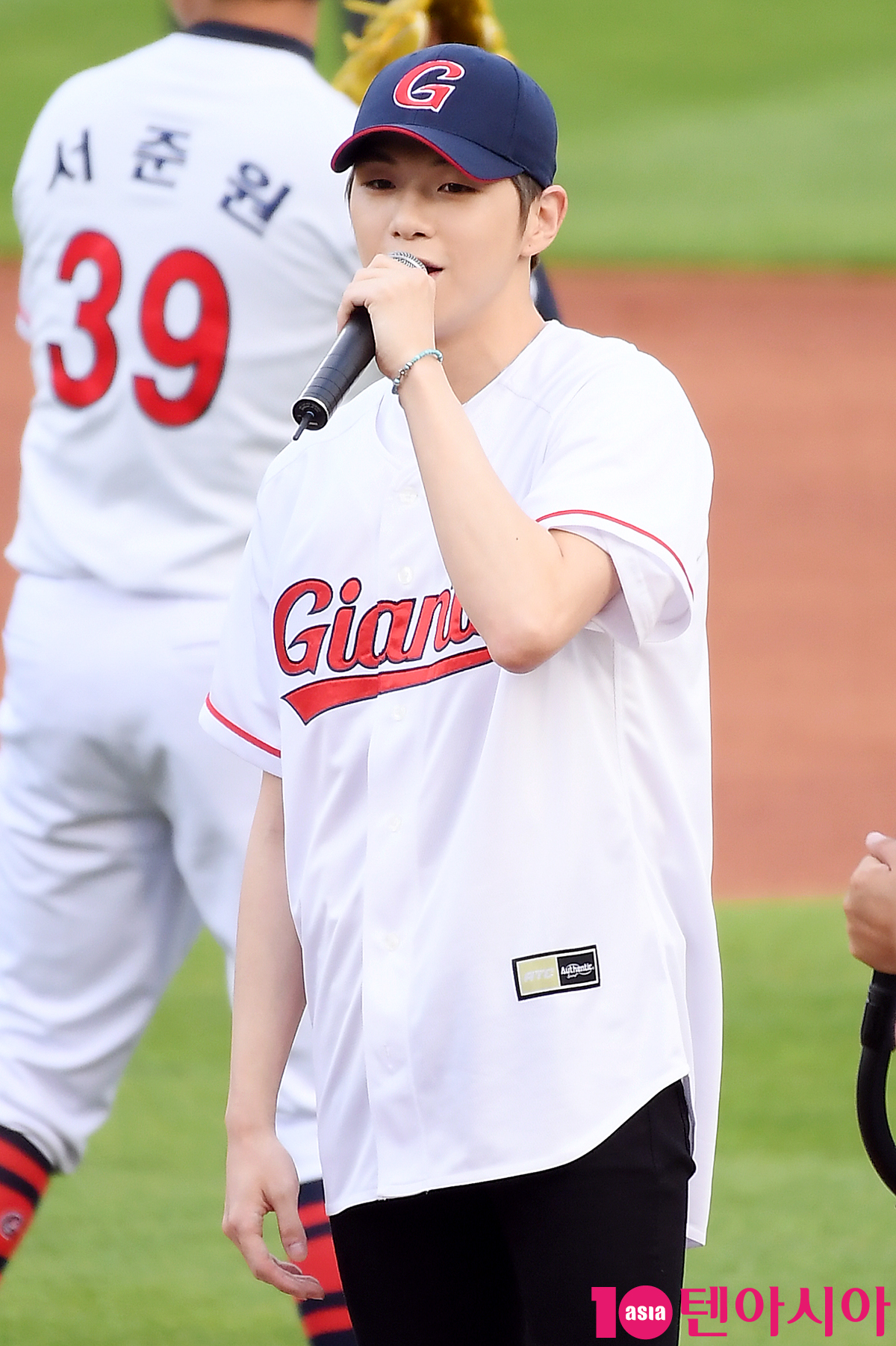 가수 강다니엘