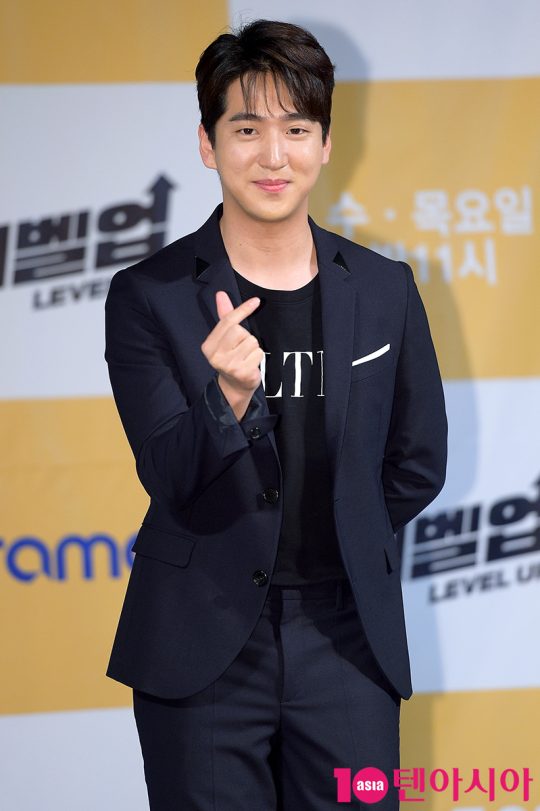 배우 차선우