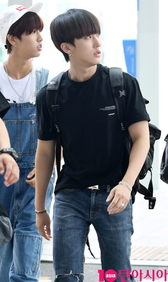 룹 스트레이 키즈(방찬, 우진, 리노, 창빈, 현진, 한, 필릭스, 승민, 아이엔) 창빈이 12일 오후 K-POP Night in Jeddah 행사 참석차 인천국제공항을 통해 사우디아라비아로 출국하고 있다.