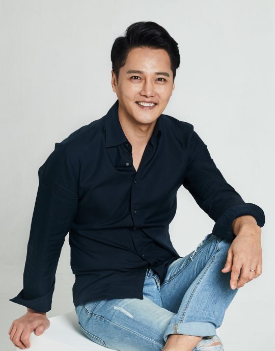 MBC 드라마 ‘이몽’으로 첫 악인 연기에 도전한 배우 안신우./사진제공=에스더블유엠피