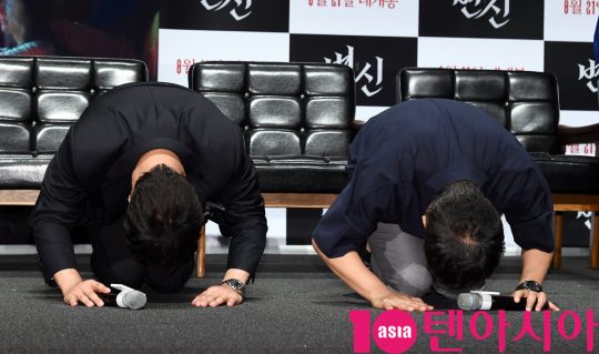 배우 배성우와 성동일이 16일 오전 서울 신사동 압구정 CGV에서 열린 영화 ‘변신’ 제작보고회에 참석하고 있다.
