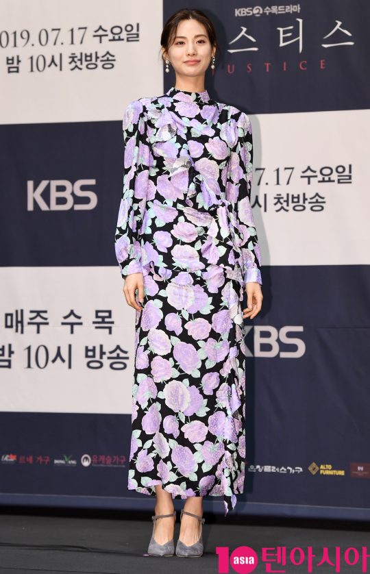 [TEN PHOTO]나나 &#39;한폭의 그림같이&#39;
