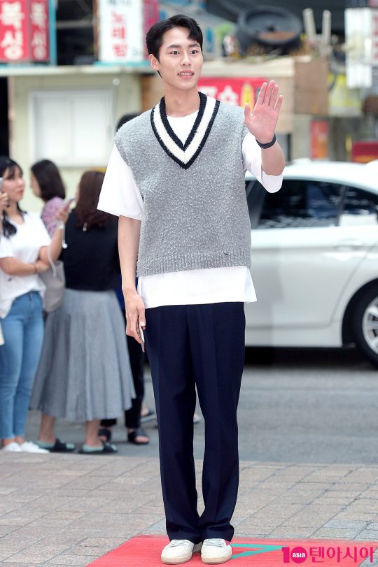 배우 이재욱