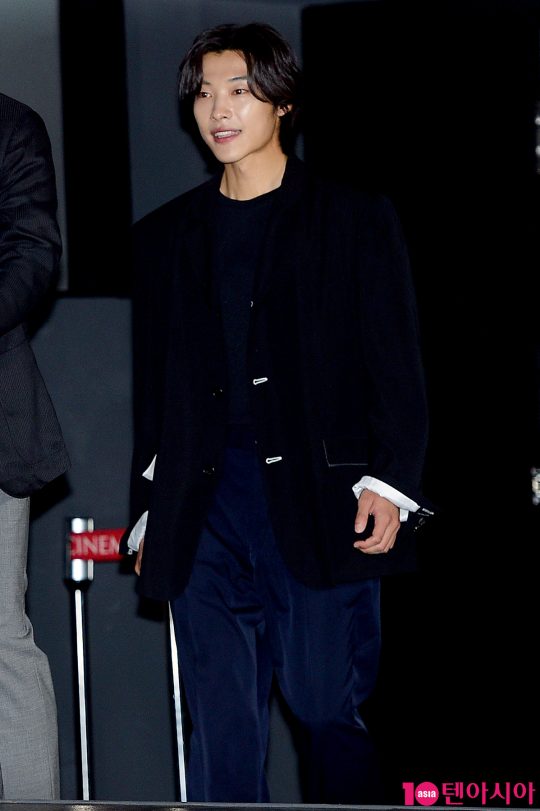 배우 우도환