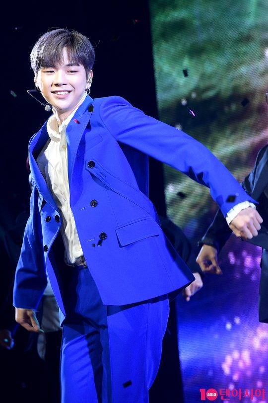 가수 강다니엘