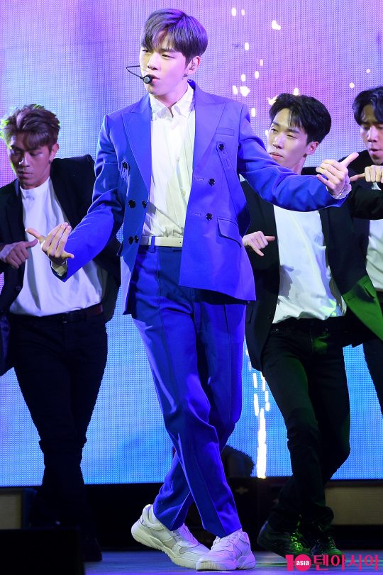 가수 강다니엘