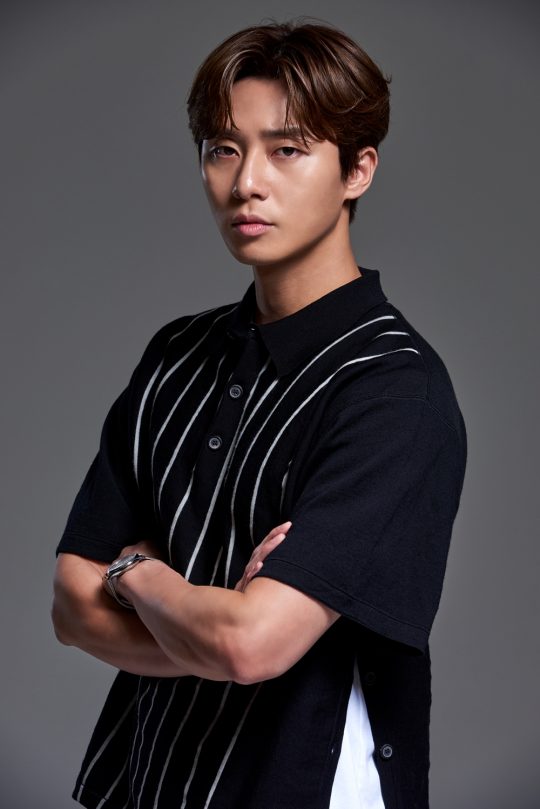 영화 ‘사자’에서 격투기 챔피언 용후 역을 연기한 배우 박서준./ 사진제공=롯데엔터테인먼트