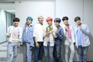 "BTS 발자취 따라갈래"...뮤비·재킷 촬영 장소 찾아가는 '방탄투어' 인기
