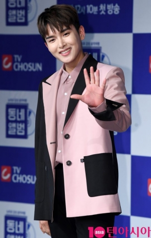 '동네앨범' 려욱 “내게 잘생겼다던 초등생들 보고파”