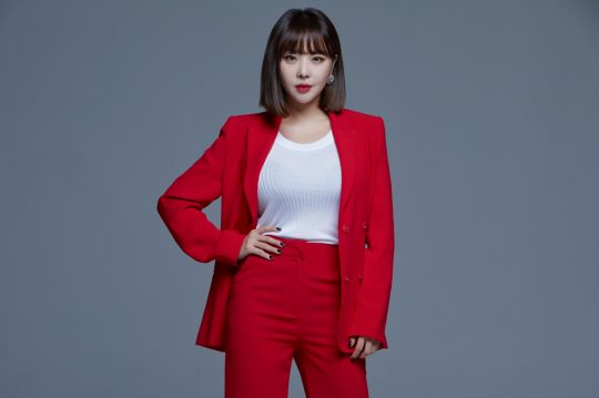 ‘나르샤의 아브라카다브라’ DJ를 맡은 나르샤. /사진제공=SBS