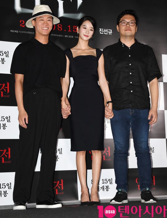 진선규(왼쪽부터), 서예지,김진원 감독이 8일 오후 서울 CGV 용산아이파크몰에서 열린 영화 ‘암전’ 언론시사회에 참석했다./ 조준원 기자 wizard333@