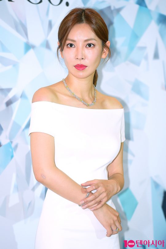 배우 김소연