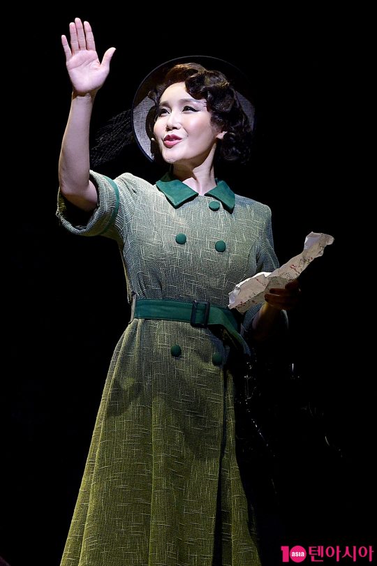 배우 김경선