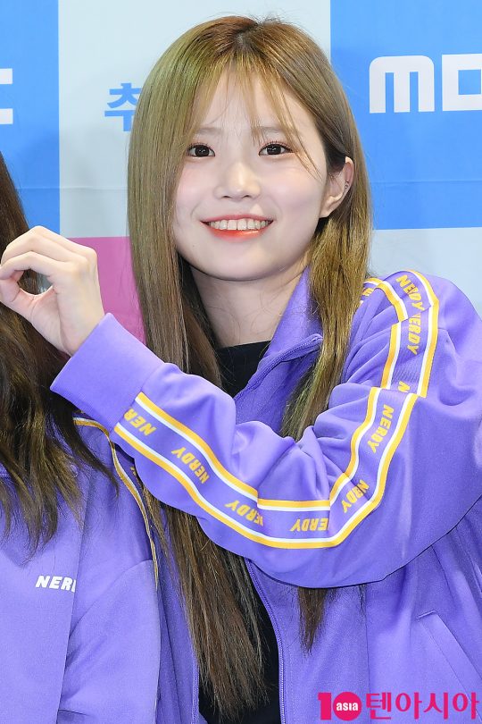 그룹 프로미스나인 송하영