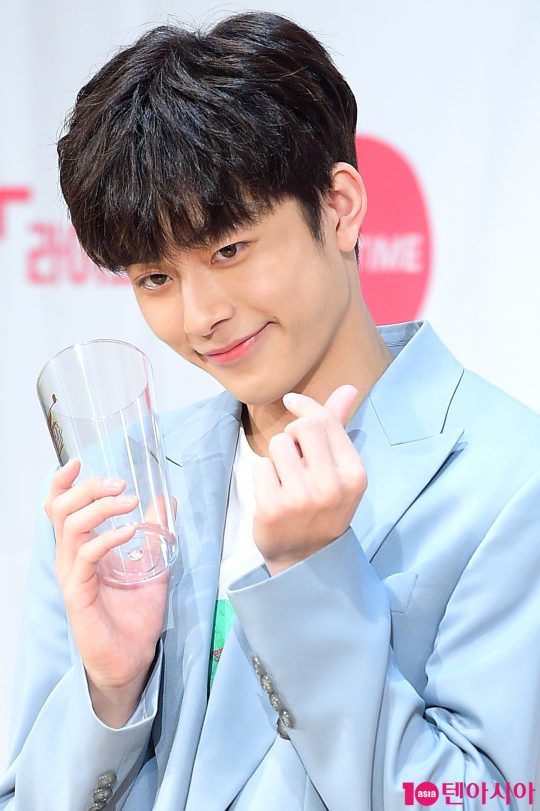 가수 유선호