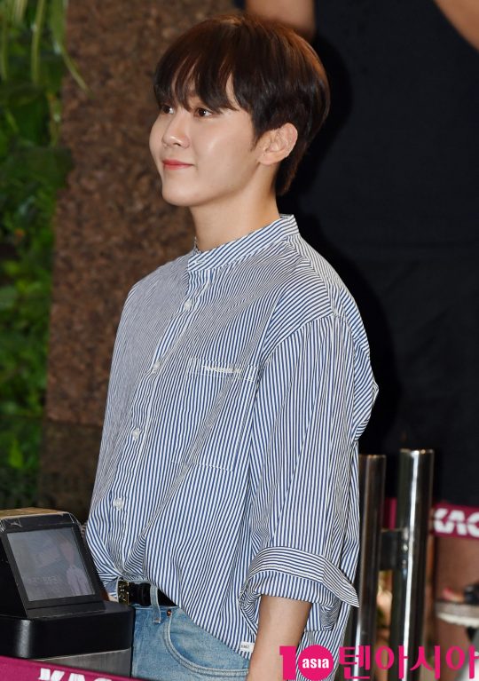 그룹 세븐틴(에스쿱스, 정한, 조슈아, 준, 호시, 원우, 우지, 디에잇, 민규, 도겸, 승관, 버논, 디노) 승관이 16일 오전 일본 오사카 OCEAN STAGE (Summer Sonic) 참석차 김포국제공항을 통해 일본으로 출국하고 있다.