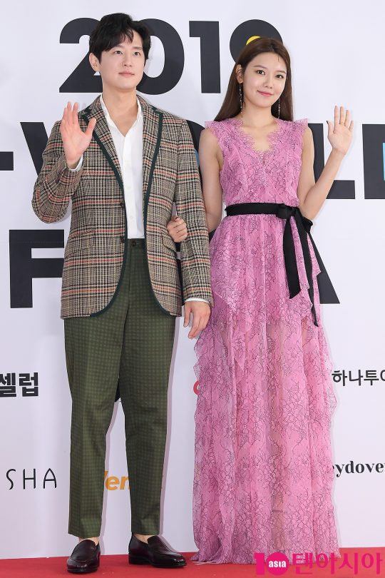배우 권율, 수영
