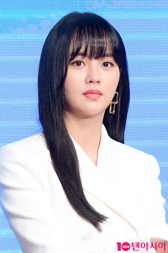 배우 김소현