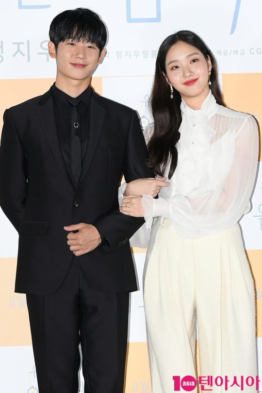 배우 정해인과 김고은이 20일 오후 서울 한강로 CGV용산아이파크몰에서 열린 영화 ‘유열의 음악앨범’ 언론시사회에 참석했다. /이승현 기자 lsh87@