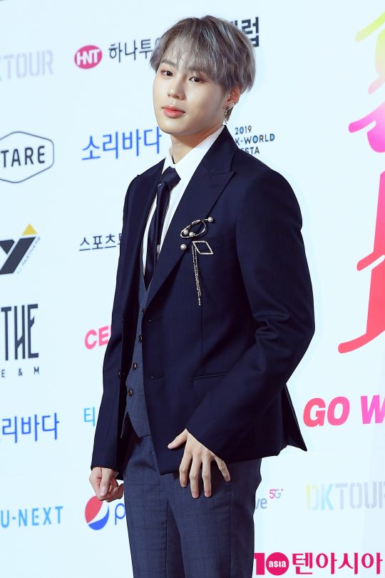 가수 하성운