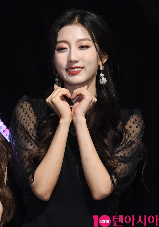 [TEN PHOTO]러블리즈 정예인 &#39;애교 눈웃음&#39;