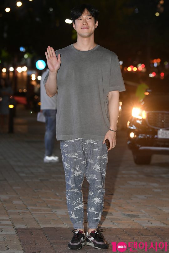 배우 이시훈