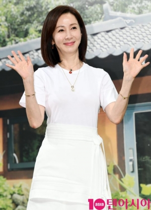 '자연스럽게' 전인화 &#34;캐릭터 아니라 &#39;나&#39;를 보여주고 싶었다&#34;